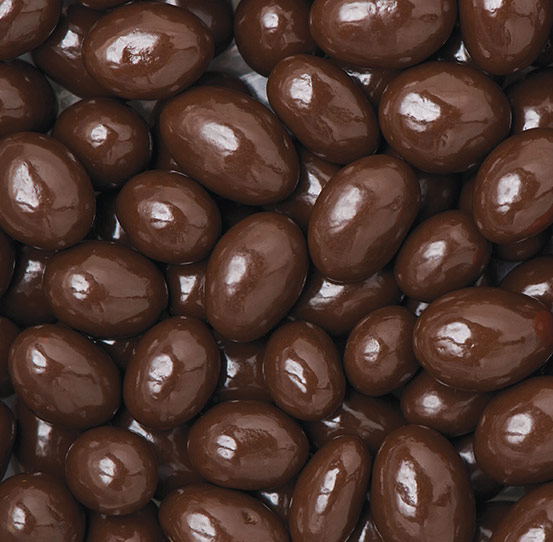 巧克力覆盖坚果糖果